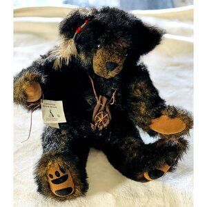 Cheyenne River Collectable Jointed 20 Inch Native American Growling Bear